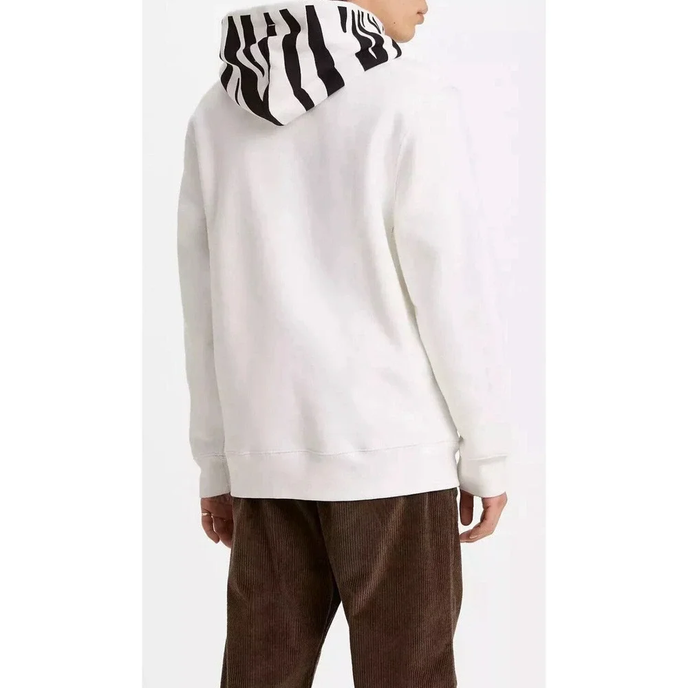 Levis Relaxed Fit Skate Graphic Pullover Hoodie in Zebra White Mens Medium